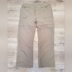 Women's North Face Cargo Pants Zipper Legs convert‎ to shorts Size 16